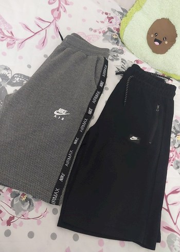 Nike Gri ve Siyah Rahat Mini Şort - Görsel 3