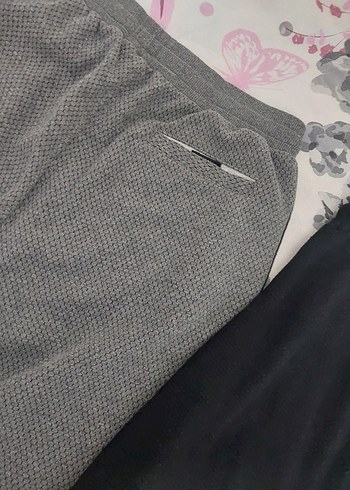 Nike Gri ve Siyah Rahat Mini Şort - Görsel 8