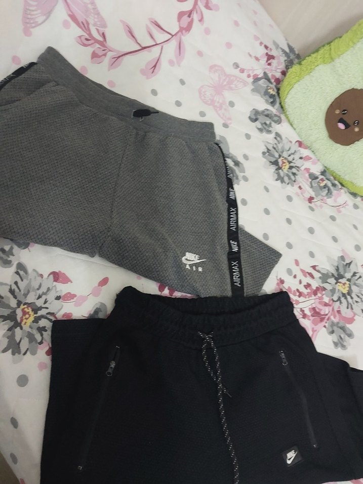 Nike Gri ve Siyah Rahat Mini Şort - Görsel 5