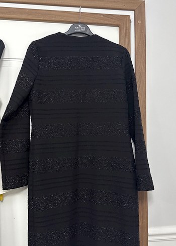 Uzun Siyah Kadın Ofis Kabanı - Görsel 4