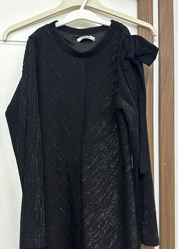 Siyah Uzun Kollu Siyah Elbise - Görsel 2