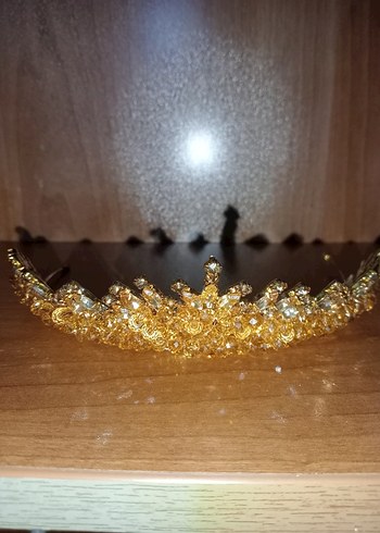 Altın Renkli Boncuk İşlemeli Kına Tacı - Görsel 2