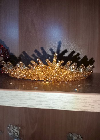 Altın Renkli Boncuk İşlemeli Kına Tacı - Görsel 3