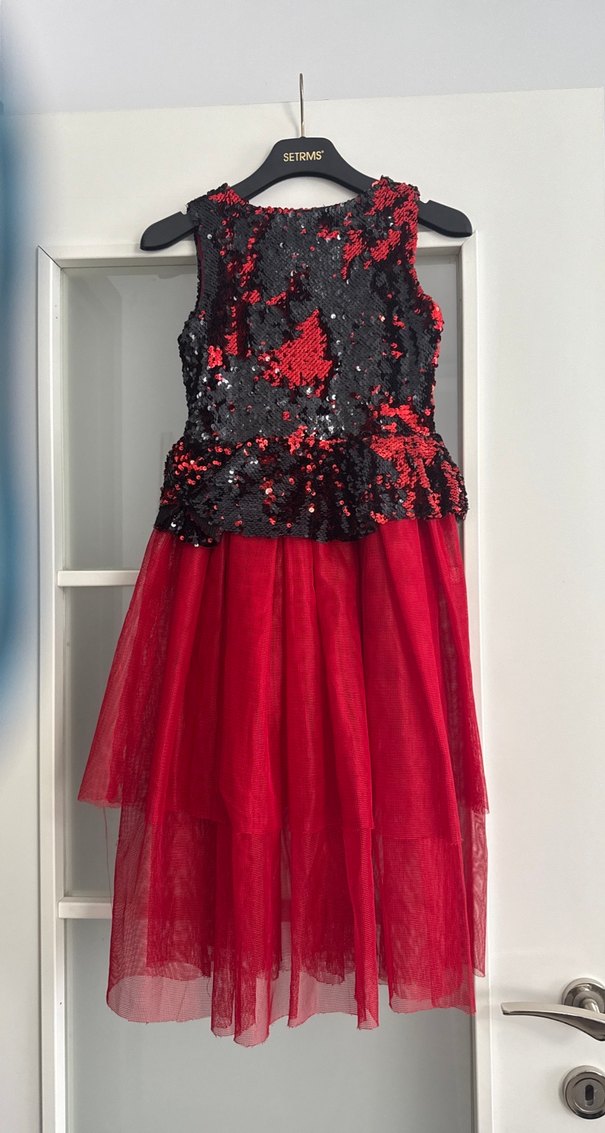 Mezuniyet kıyafeti kırmızı Nakışlı Fırfırlı Kız eğitilir - Görsel 4