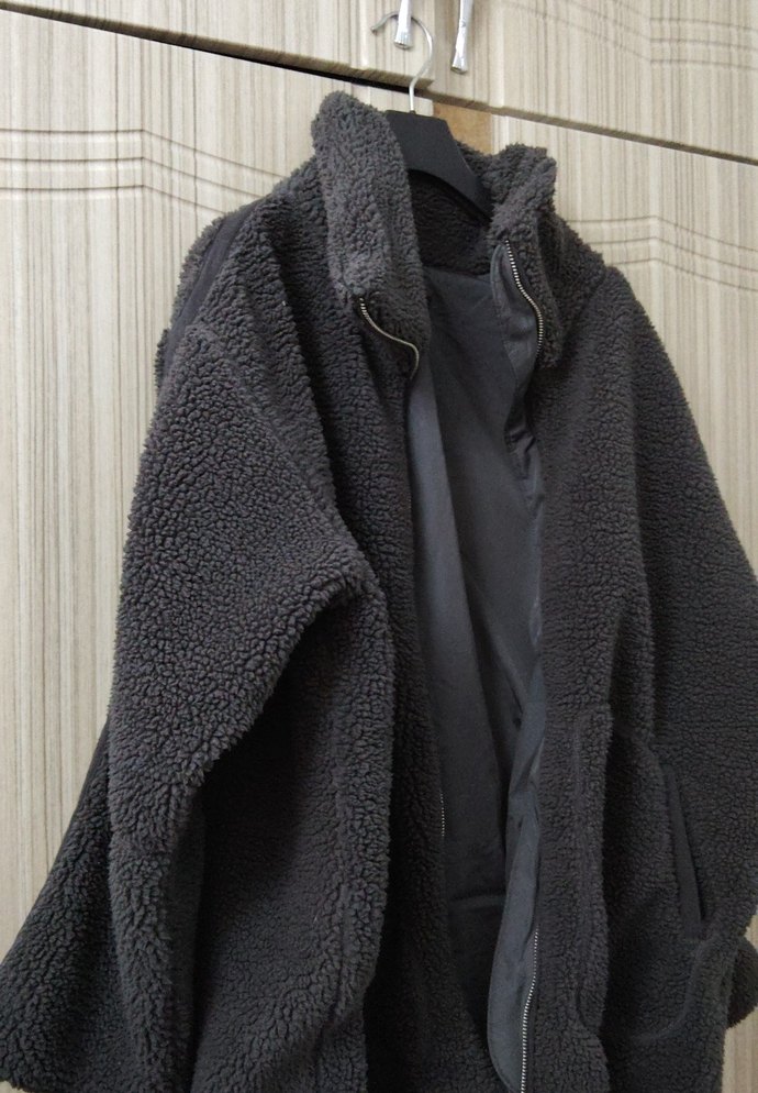 Gri Yumuşak Dokulu Fermuarlı Kadın Ceket MADMEXT - Görsel 2