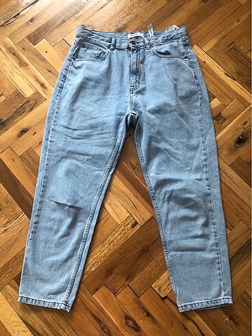 Pull & Bear Mom Jean