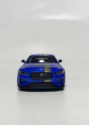  Beden Renk Jaguar XE SV