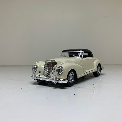 Mercedes Benz 300S