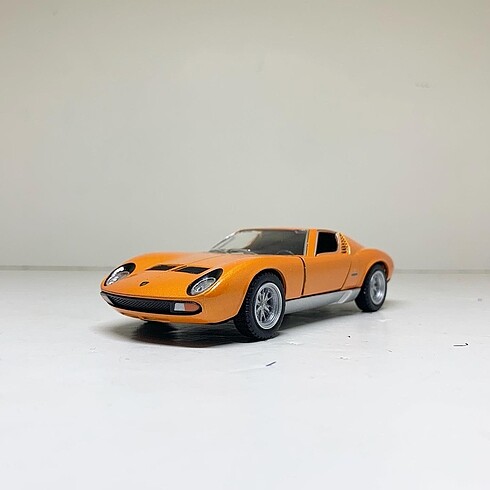 Lamborghini Miura