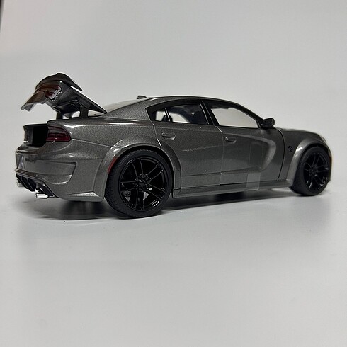 Beden Dodge Charger Srt Hellcat 2021
