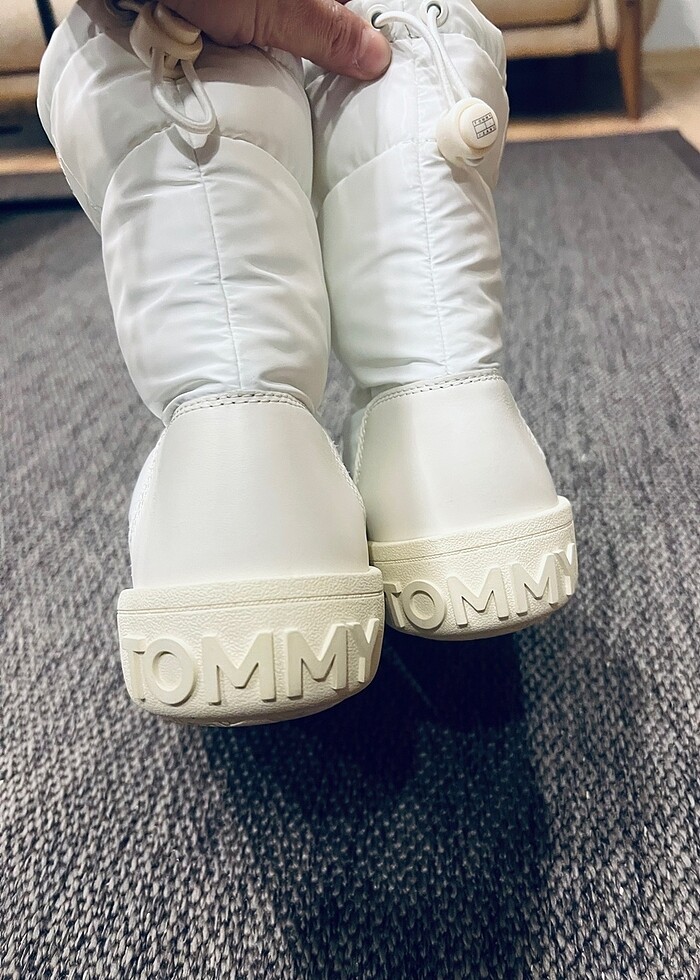 Tommy Hilfiger bot hiç kullanılmadı - Görsel 3