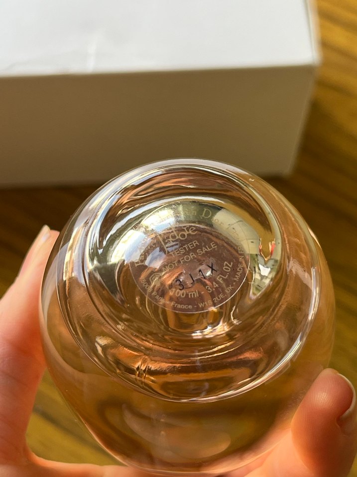 Dior jadore Kadın Parfümü Eau de Toilette - Görsel 4