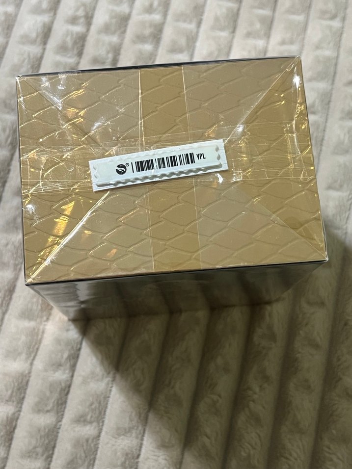 Versace Crystal Noir Kadın Parfümü 90 ml - Görsel 4