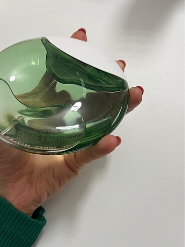 Beden Issey Miyake A drop dI?Ssey Edp