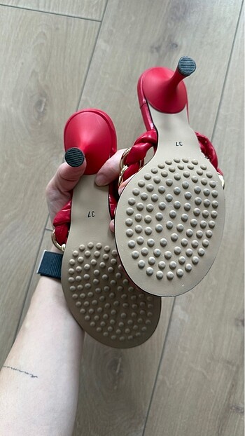 Jorbinol Kırmızı Topuklu Terlik - Görsel 5