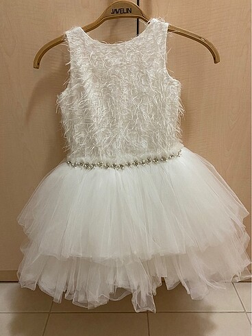 10 Yaş Beden B&G store 140 cm çocuk abiye bir kaç saatliğine düğünde giyildi