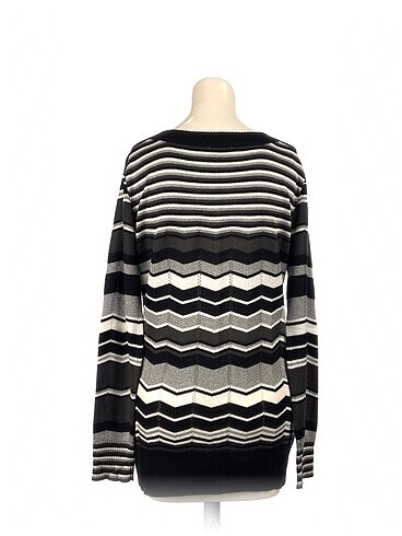 universal Beden PreLoved Kazak / Triko %70 İndirimli.