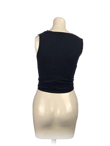 m Beden Koton Bluz %70 İndirimli.