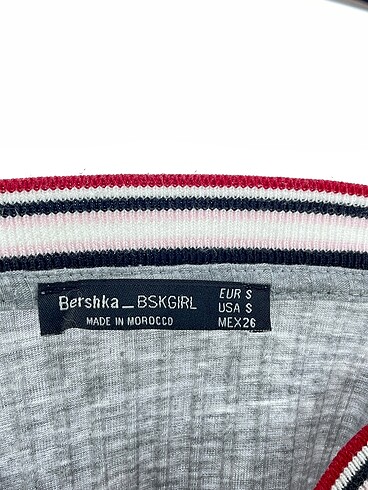 s Beden çeşitli Renk Bershka T-shirt %70 İndirimli.