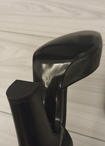 Diğer topuklu stiletto