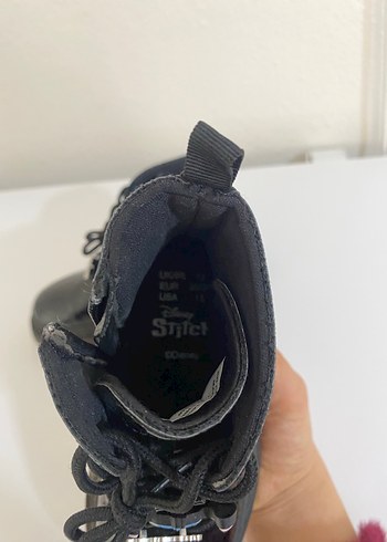 Kızlar İçin Siyah Rugan Goth Botlar - Görsel 3