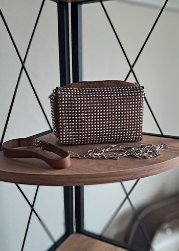 Zincir Detaylı Kahverengi Çanta - Görsel 2