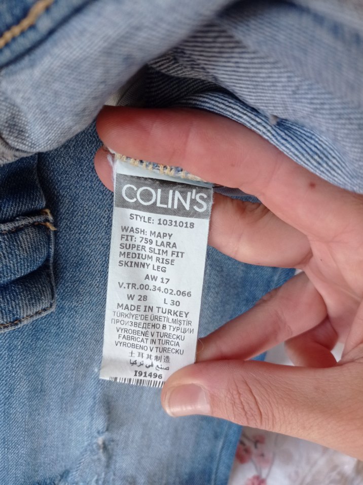 Kadın Yırtık Jean - Görsel 2