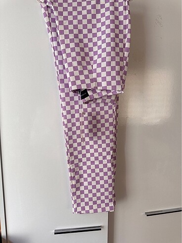 Damalı düz kesim pantolon