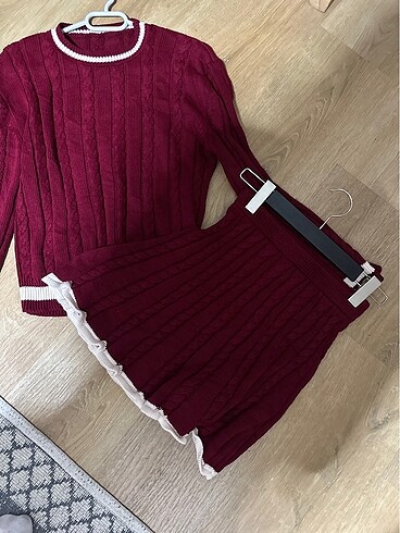 s Beden Bordo etekli takım