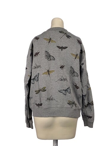 28 Beden Pull and Bear Sweatshirt %70 İndirimli.