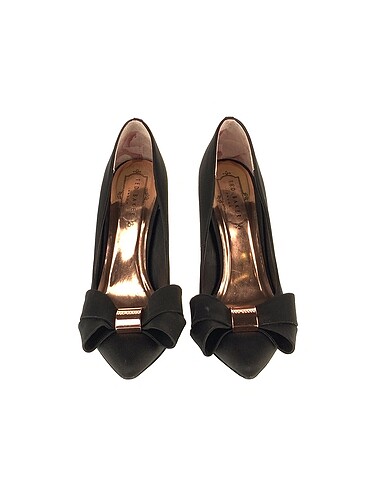 36 Beden Ted Baker Stiletto %70 İndirimli.