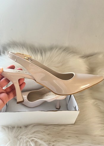 Bej Stiletto Topuklu Kadın ayakkabı