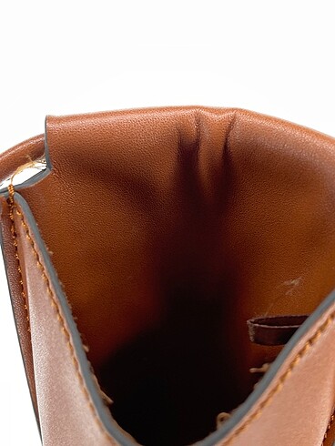 Beden PreLoved Kol Çantası %70 İndirimli.