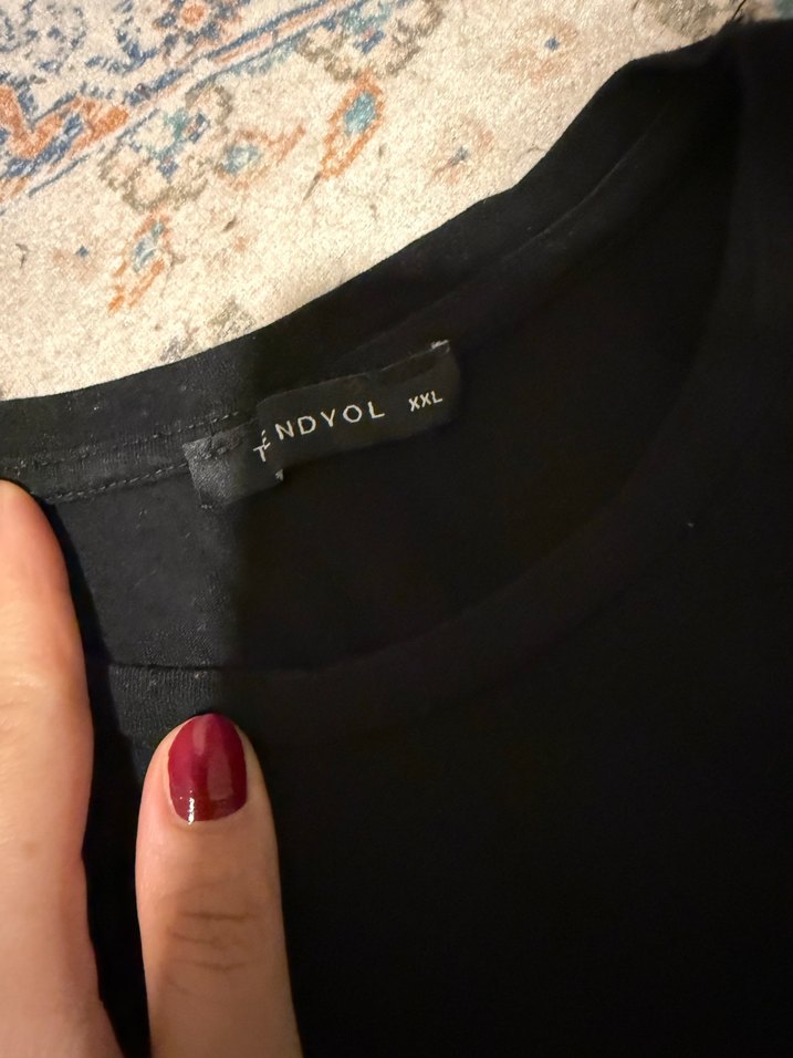 Siyah Baskılı Kadın T-shirt - Görsel 2