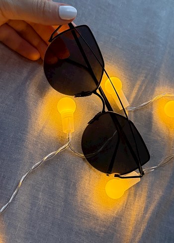 Siyah Kadın Güneş Gözlüğü - Görsel 3