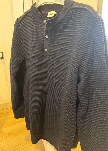 Düğmeli Erkek yakalı lacivert Kazak - Görsel 2