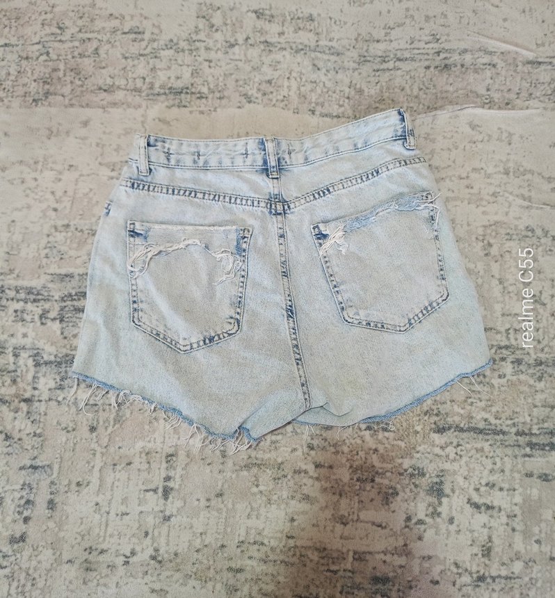 Düğmeli Loose Fit Mini Kot Şort - Görsel 2