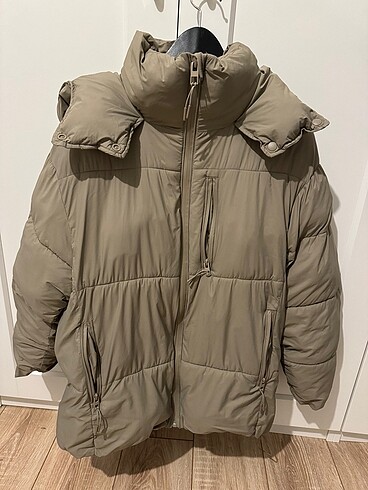 Zara Sutlu Kahve Bej Kapusonlu Mont