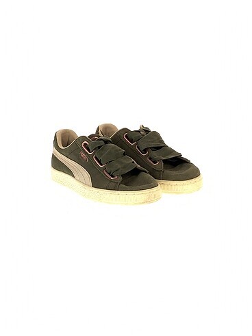 Puma Puma Spor Ayakkabı %70 İndirimli.