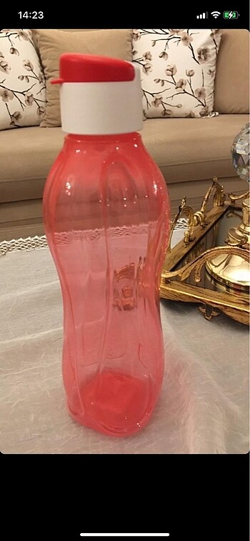 Tupperware 750 ml nar çiçeği suluk