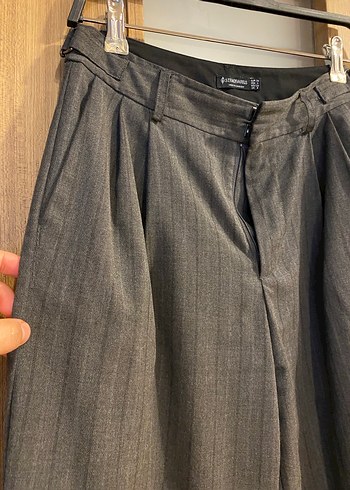 Stradivarius Kumaş Kadın Pantolon - Görsel 3