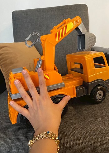 Gri ve Turuncu Oyuncak Kepçe Kamyon - Görsel 4