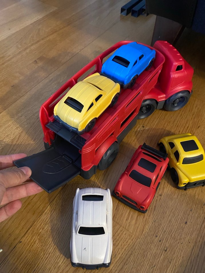 Oyuncak arabalar - Görsel 4