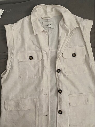 l Beden Pull&bear yelek