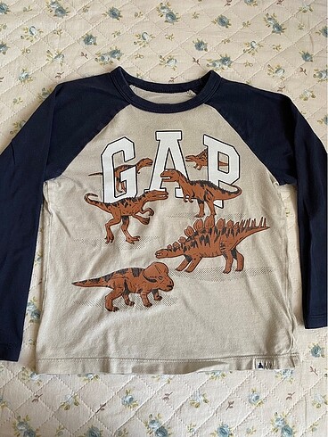 Gap sweatshirt