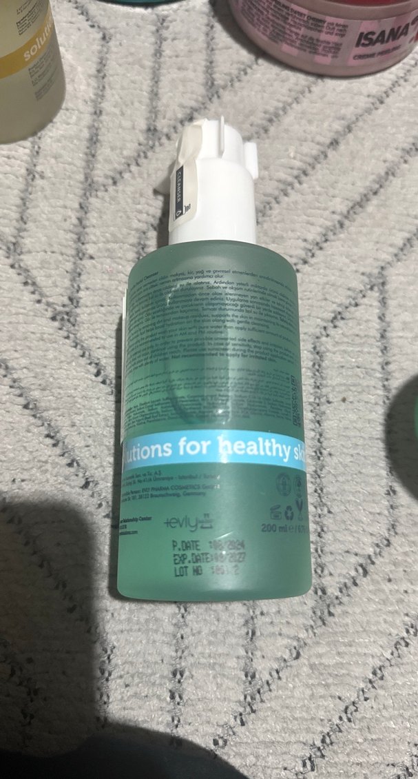 The Purest Solutions Nemlendirici Yüz Temizleyici - Görsel 2