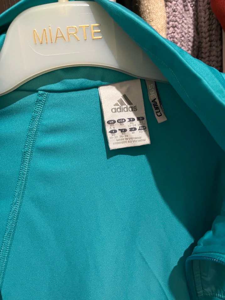 adidas spor ceketi - Görsel 3