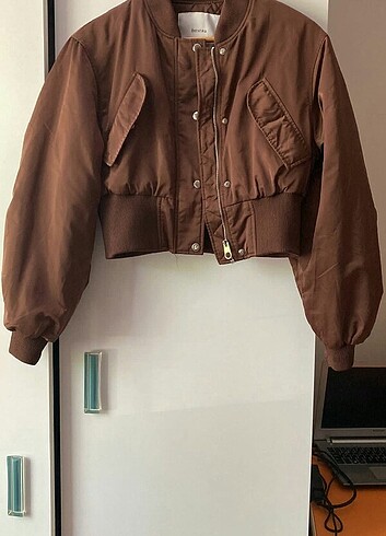 BERSHKA BOMBER CEKET