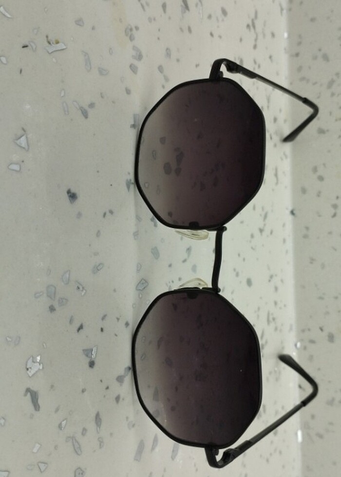 Kadın güneş gözlüğü - Görsel 3