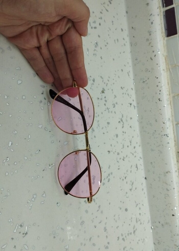 Kadın güneş gözlüğü - Görsel 4